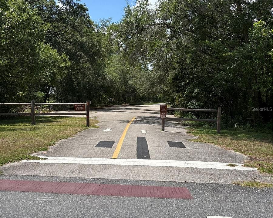 2nd image of 10965 N MATARO AVENUE