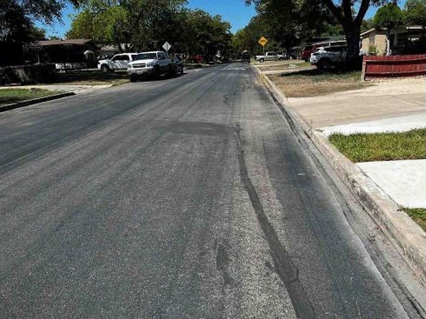 Exterior Neighborhood (street photo)