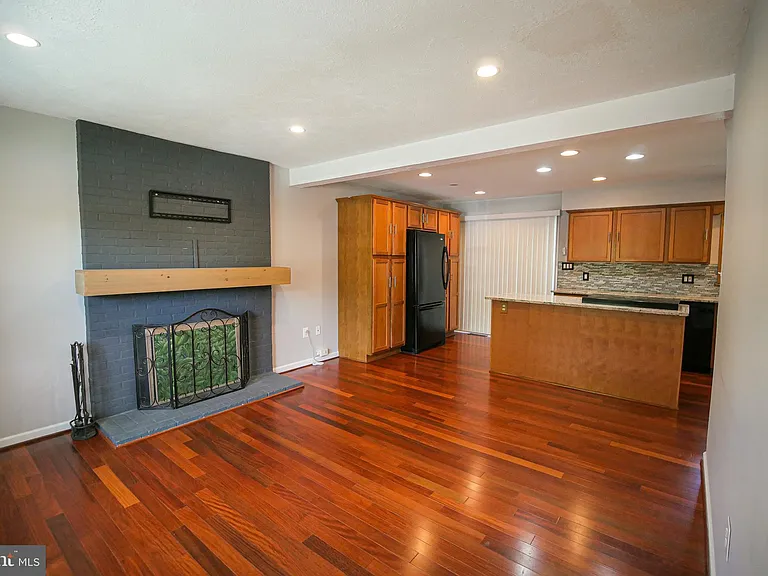 13210 Nickleson Dr — Photo 5
