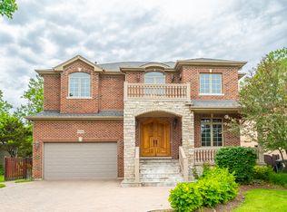 1756 Elliott St, Park Ridge, IL 60068