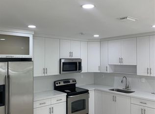 6740 Park St, Hollywood, FL 33024