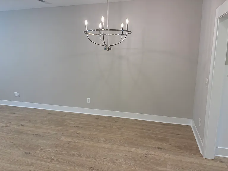 1411 Vanner Ct — Photo 5
