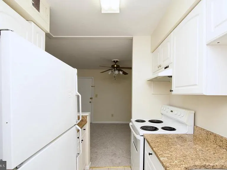 5911 Prince James Dr #G — Photo 4