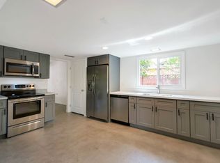 934 E Manhatton Dr, Tempe, AZ 85282