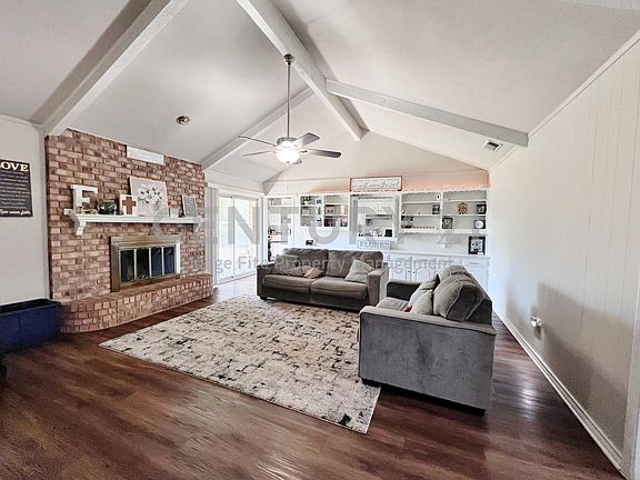 2nd image of 4219 Oak Arbor Dr