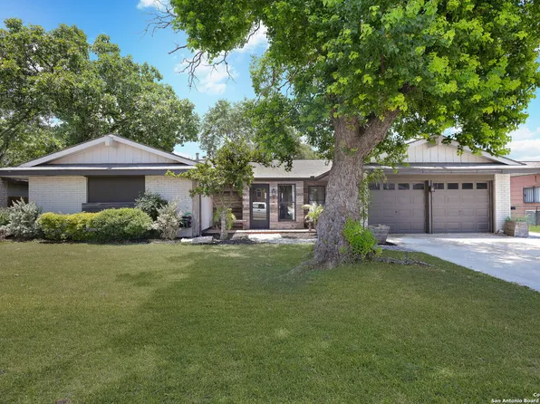 5310 MERLIN DR, San Antonio, TX 78218