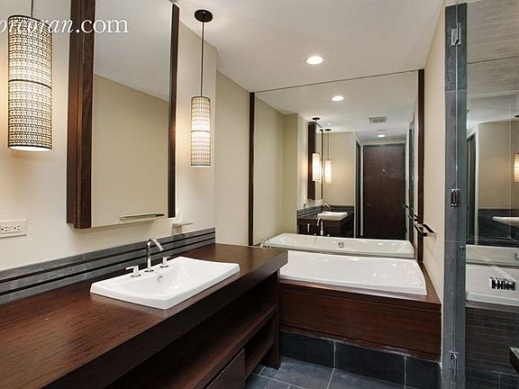 2nd image of 40 Broad St APT 17C