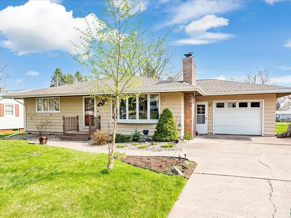 514 15th Ave, Two Harbors, MN 55616