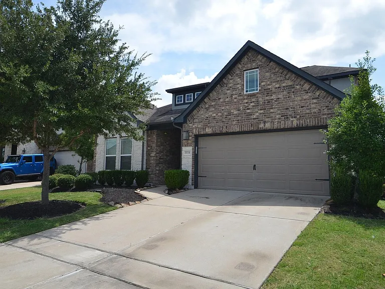 11134 Honeysuckle Haven Dr — Photo 1