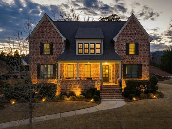 5750 Deercrest Ct, Trussville, AL 35173