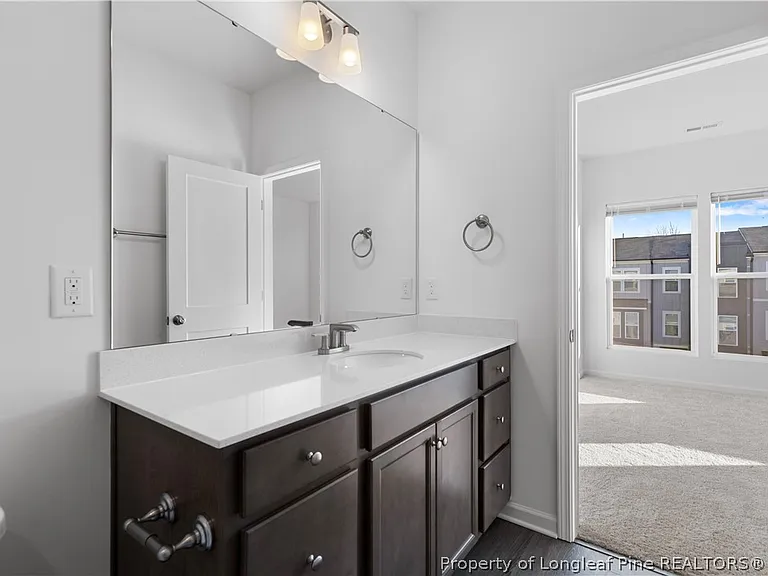 1939 Robin Hill Ln — Photo 23
