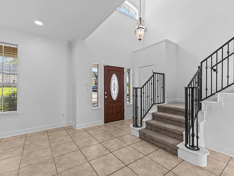 5724 Brittlyns Ct — Photo 5