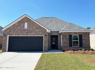 1304 Redfish Dr, Gulfport, MS 39507