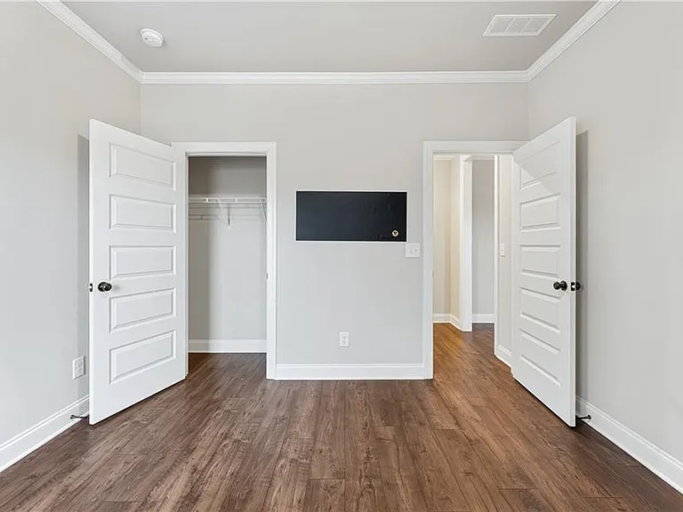 1647 Jasper Dr — Photo 6