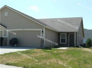 104 W 5th St, Edgerton, KS 66021