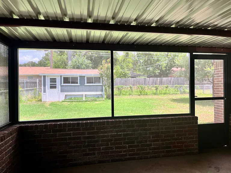 Screened-in patio
