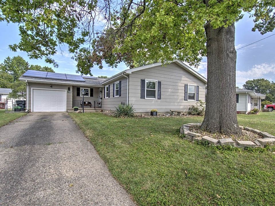 1st image of 304 Southampton Dr