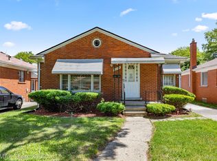 8428 Appleton St, Dearborn Heights, MI 48127