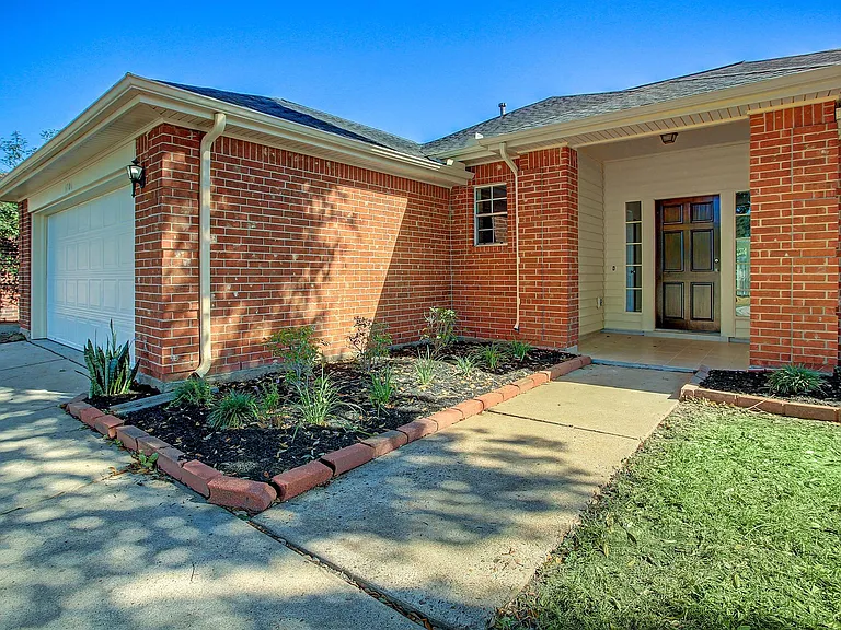6506 Larissa Cir — Photo 5