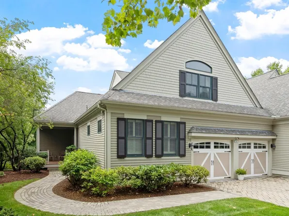 6 Candleberry Ln #27, Belmont, MA 02478