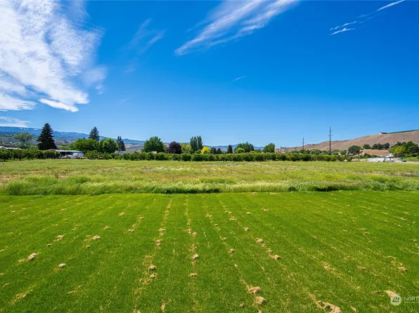 0 XX Riverside Place, Rock Island, WA 98850