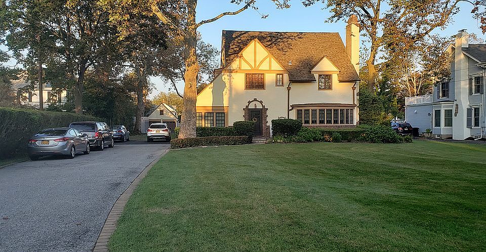 1st image of 61 Handsome Ave