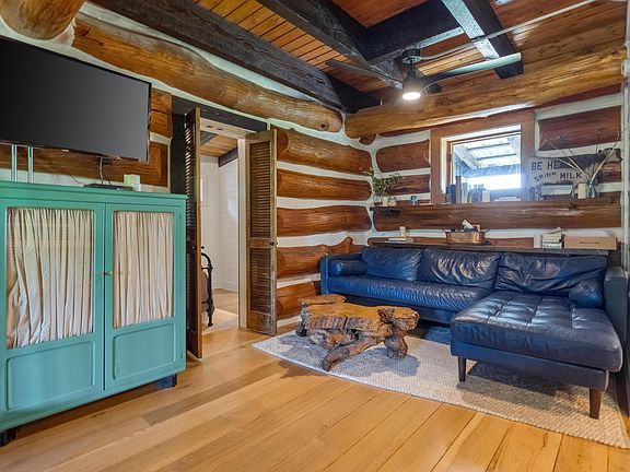 33rd image of 11716 S Crestwood Trl