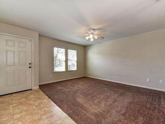 2nd image of 1441 Blue Squirrel St