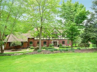 72 Fair Oaks Dr, Pittsburgh, PA
