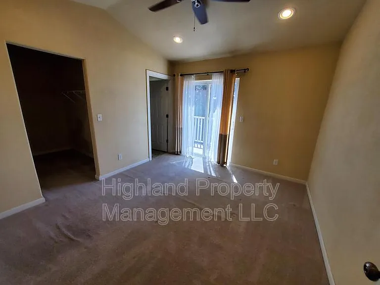 1247 NE Williams St — Photo 18