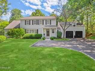 38 Angus Ln, Greenwich, CT 06831
