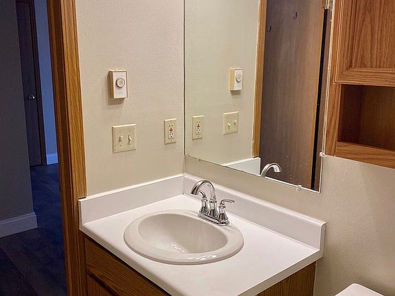 5th image of 2030 Chateau Ct APT 23