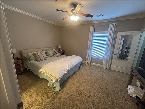 4th image of 836 W Glenn Ave APT 212