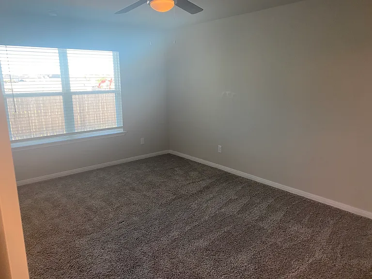 2060 Dade Loop — Photo 6
