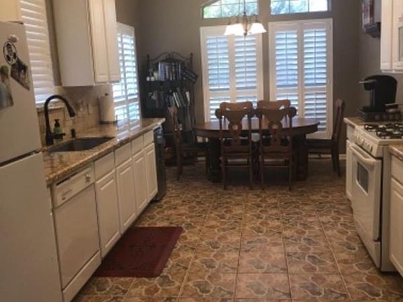 4th image of 1408 S Friendswood Dr Unit 204