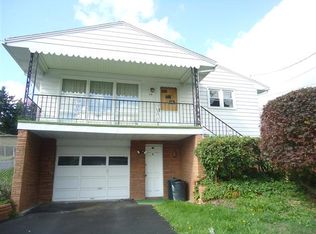 810 E Locust St, Scranton, PA 18505