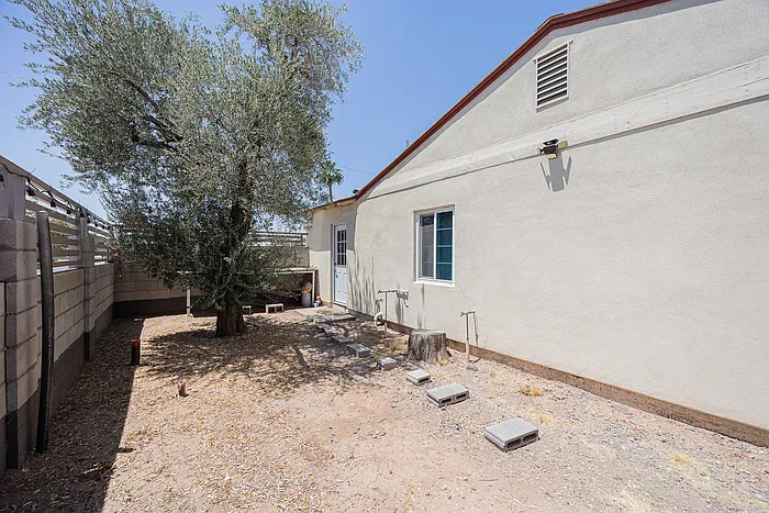 4001 N 15th Ave #B — Photo 20