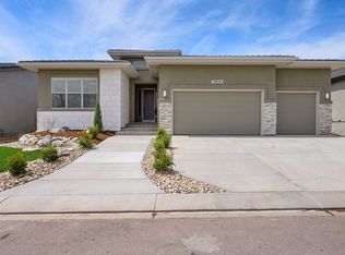 3354 Crest Hollow Vw, Colorado Springs, CO 80904