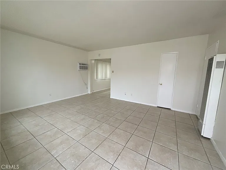 8644 Watson St — Photo 6