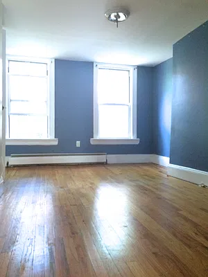 Rented by Bedford Realty USA Corp | media 59