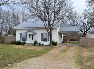 306 N Center St, Forney, TX 75126
