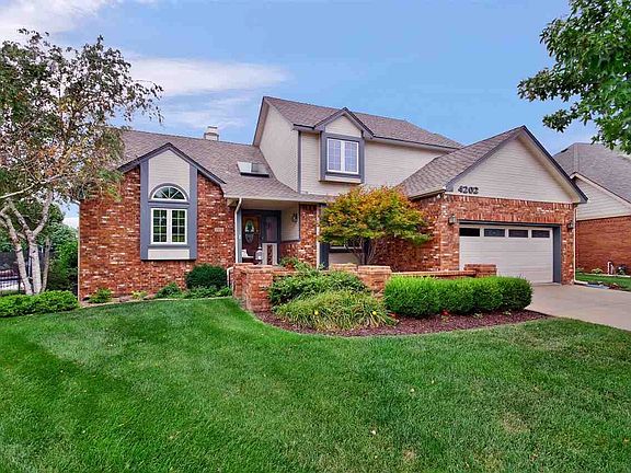 2nd image of 4202 N Spyglass Cir
