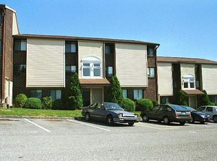 10 Padanaram Rd #57, Danbury, CT 06810