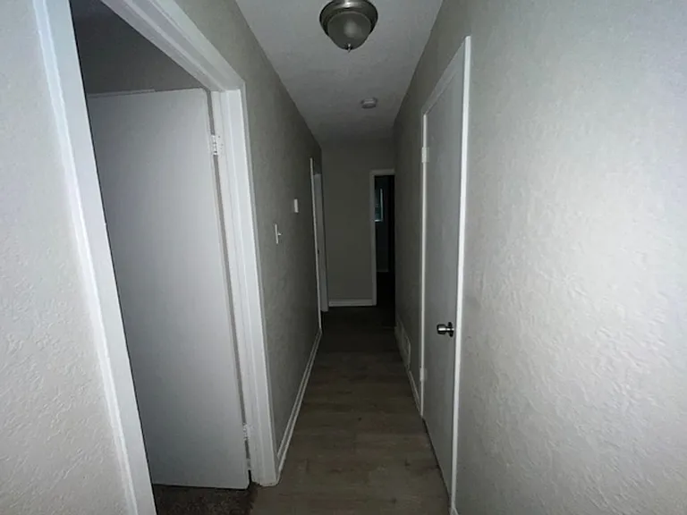 2506 Hidden Valley Dr — Photo 3