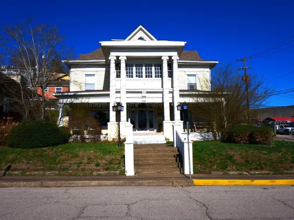 402 Market St, Spencer, WV 25276