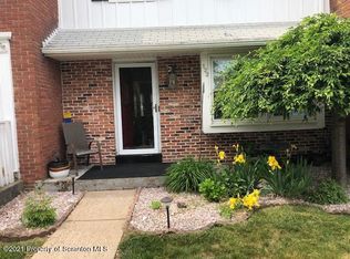 122 Haverford Dr, Wilkes Barre, PA 18702