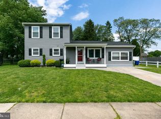 16 Bettlewood Rd, Marlton, NJ 08053