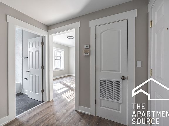5th image of 6513 N Newgard Ave #1D