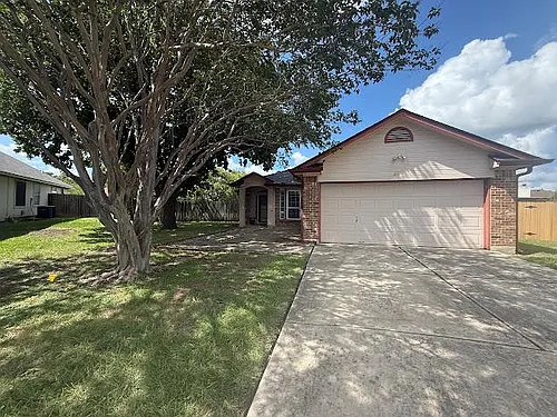 211 Brent Blvd Photo 1