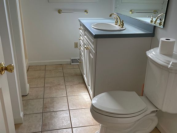 4th image of 501 Richards Rd #501